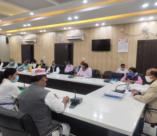 एमएलसी उम्मीदवारों को आचार संहिता का पाठ पढ़ाया