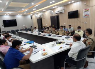 अवैध शराब की बिक्री तथा निर्माण पर पूर्ण प्रतिबन्ध पर जोर