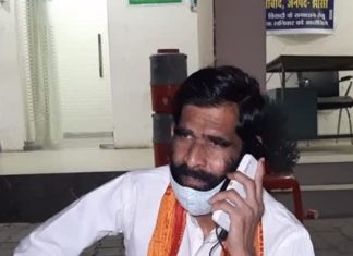 न्याय हेतु गरौठा से भाजपा विधायक को रात 2 बजे से थाने में देना पड़ा धरना !