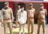 शादी का झांसा देकर युवती से बलात्कार का फरार आरोपी सलाखों में