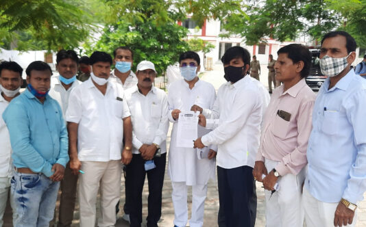 बसपा कार्यकर्ता को राजनैतिक द्वेष के तहत फंसाया जा रहा