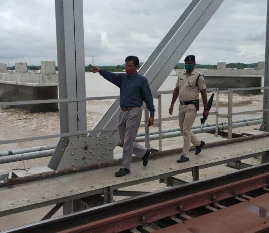 ट्रैक की संरक्षा व सुरक्षा के लिए रेल प्रशासन सतर्क