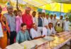 20 लाख रुपए के डोसा व 5 लाख का मीठा खा गए किसान !