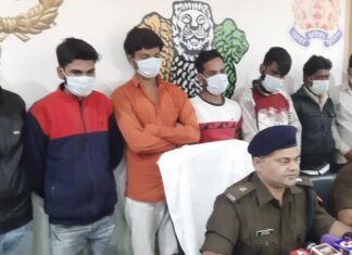 एटीएम मशीन को होल्ड कर रुपए उड़ाने वाले 7 अपराधी दबोचे