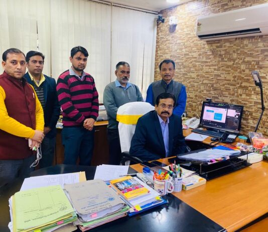 छात्र शिक्षा व प्रयोगात्मक अनुभव के साथ सकारात्मक सोच से आगे बढ़ें —प्रो मुकेश पांडेय