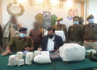 डाक्टर ने महिला मित्र का गला घोंट कर फेंका था