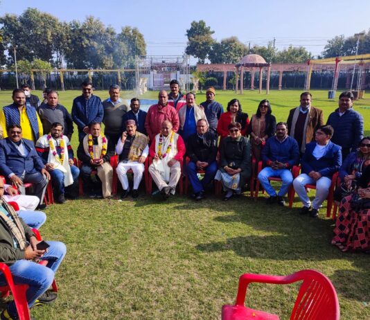 उ प्र उधोग व्यापार मण्डल महानगर के चुनाव पर चर्चा