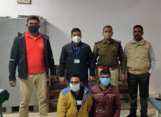 चोरी प्रकरण में फरार दो वांछित पकड़े गए