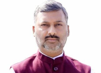 झांसी सदर सीट से मनीष तिवारी की दावेदारी गुल खिलाएगी