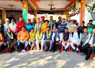 खाती बाबा व्यापार मंडल में नवीन राय अध्यक्ष व दीपक कश्यप बने महामंत्री