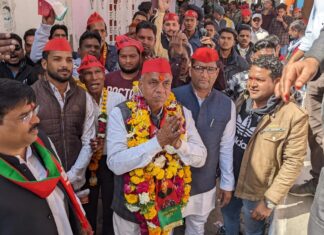 सपा सरकार में सभी संविदा कर्मी होंगे नियमित : सीताराम कुशवाहा