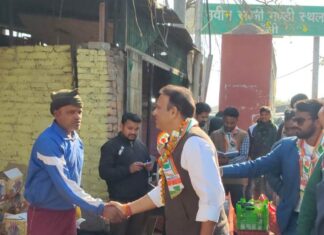झांसी को नशा मुक्त करने व युवाओं को रोजगार का मार्ग प्रशस्त करेंगे – राहुल रिछारिया