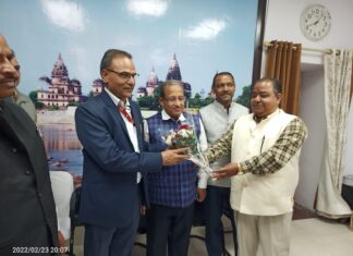 एनसीआरएमयू ने जीएम को 15 सूत्री ज्ञापन सौंपा