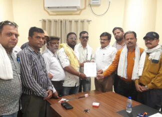 गणेश शंकर विद्यार्थी पार्क का सौंदर्यीकरण लम्बित होने से भड़के पत्रकार