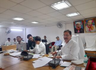 ननि : सदन में अफसरों की कार्य शैली पर भड़के पार्षद