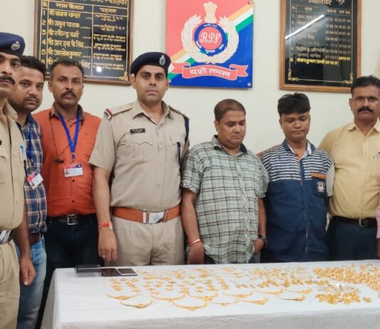CPD टीम ग्वालियर ने एक करोड़ के सोने के आभूषण पकड़े