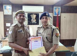 ट्रेन से गिरी महिला व बच्चों की जान बचाने वाला जीआरपी हेड कांस्टेबल सम्मानित