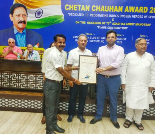 झांसी के खेल प्रशासक बृजेंद्र यादव का दिल्ली में किया खेल हस्तियों ने सम्मान