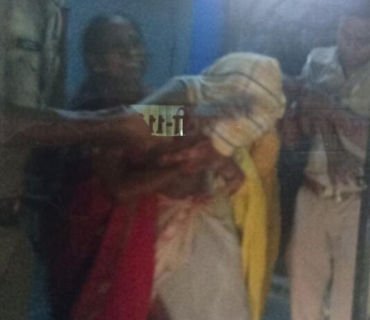 पीआरवी टीम ने आत्महत्या कर रहे युवक को बचाया