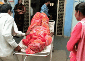 बागेश्वर धाम सरकार के प्रवचन दरबार में भगदड़, महिला की मौत, कई श्रद्धालु घायल