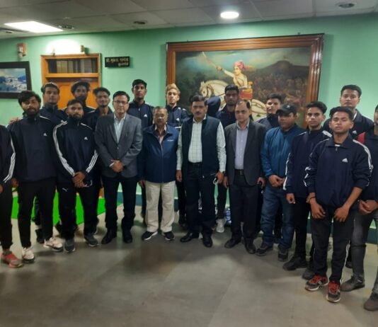 बीयू पुरूष वर्ग की फुटबॉल टीम नॉर्थ जोन अंतर विश्वविद्यालय प्रतियोगिता हेतु पंजाब रवाना