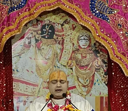 जगत की सभी वस्तुयें नाशवान हैं: महंत राधामोहन दास