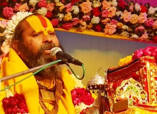 भगवान को बनावटी नही स्वाभाविक व्यक्ति पसंद है : महामंडलेश्वर मदन मोहनदास