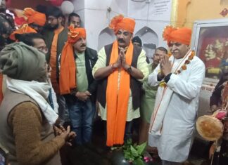 डा. तोगड़िया ने प्राचीन मढ़िया महादेव मंदिर में किया जलाभिषेक, संकल्प हुआ पूर्ण