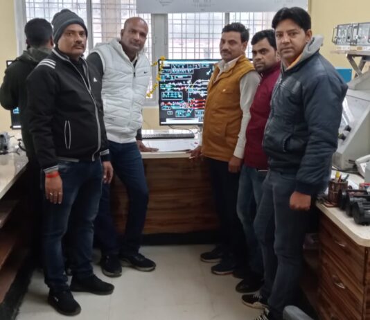 मंडल के माताटीला स्टेशन पर तीसरी लाइन कनेक्टिविटी हेतु इलेक्ट्रॉनिक इंटरलॉकिंग संस्थापित