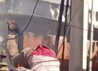 ट्रांसफार्मर में दौड़ा करंट लगी आग, झुलसे लाइन मैन की मौत