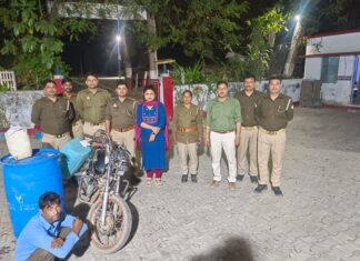 आबकारी विभाग की कार्रवाई में 3 सौ लिटर शराब बरामद