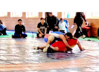 झांसी में प्रदेशीय जूनियर बालिका कुश्ती का शुभारंभ