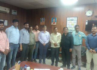 सीएमएलआर कारखाना प्रबंधक से एनसीआरएमयू के नेता मिले