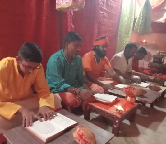 मंदिरों में दुर्गा सप्तशती पाठ का आयोजन