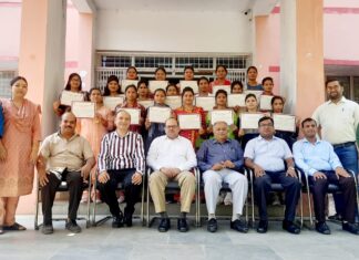 झांसी में पांच जिलों की नवनियुक्त एएनएम का प्रशिक्षण