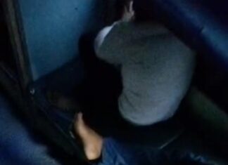 अवैध वेंडर्स द्वारा राजधानी एक्सप्रेस में महिलाओं से छेड़खानी