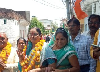 सर्व सम्मति से बनीं 6 बार की पार्षद सुशीला दुबे झांसी नगर निगम की उप सभापति