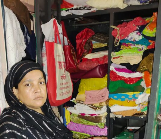 झांसी में परिवार सोता रहा चोर लाखों का माल उड़ा ले गए