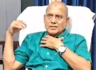 स्थानांतरण पर दबंग लिपिक ने झांसी राजकीय जिला अस्पताल के सीएमएस को दी धमकी