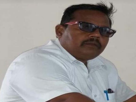 ननि कर्मी ने जिंदगी को कहा अलविदा, अधिकारी को ठहराया जिम्मेदार