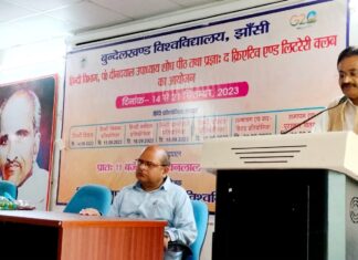 हिंदी के प्रचार प्रसार को पूरे मनोयोग से करें : प्रो पाण्डेय