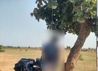 Jhansi रेल लाइन किनारे पेड़ से लटक रहा था ट्रक मालिक का शव