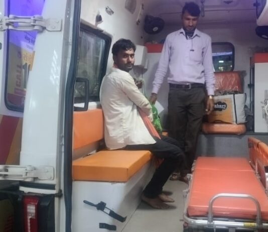 ट्रेन में यात्री की हालत बिगड़ी, आरपीएफ ने की मदद