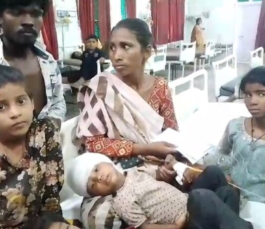 महोबा में आरपीएफ पर कचरा बीनने वाले परिवार के उत्पीड़न के आरोपों की जांच