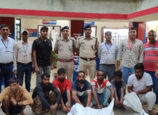 चोरी की रेल सम्पत्ति बरामद, खरीददार कबाड़ी सहित 7 गिरफ्तार