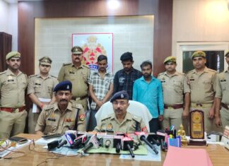 #Jhansi सीपरी व स्वाट ने 12 शातिर चोरों को किया गिरफ्तार