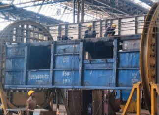 #Jhansi रेलवे वर्कशॉप में पिटलाइन में जल भराव बनी समस्या