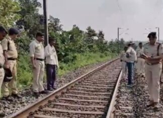 सेना की ट्रेन को विस्फोटक से उड़ाने की कोशिश नाकाम