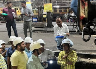 प्रमुख मुख्य संरक्षा अधिकारी द्वारा झांसी मंडल का संरक्षा निरीक्षण