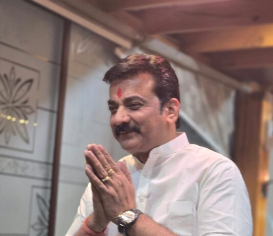 #Jhansi नेशनल यूथ अवार्ड के लिए समाजसेवी डॉ संदीप चयनित